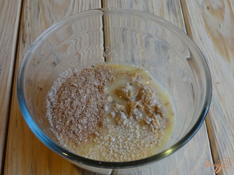 Фото приготовление рецепта: Овсяноблин с твердым сыром в мультиварке шаг №2
