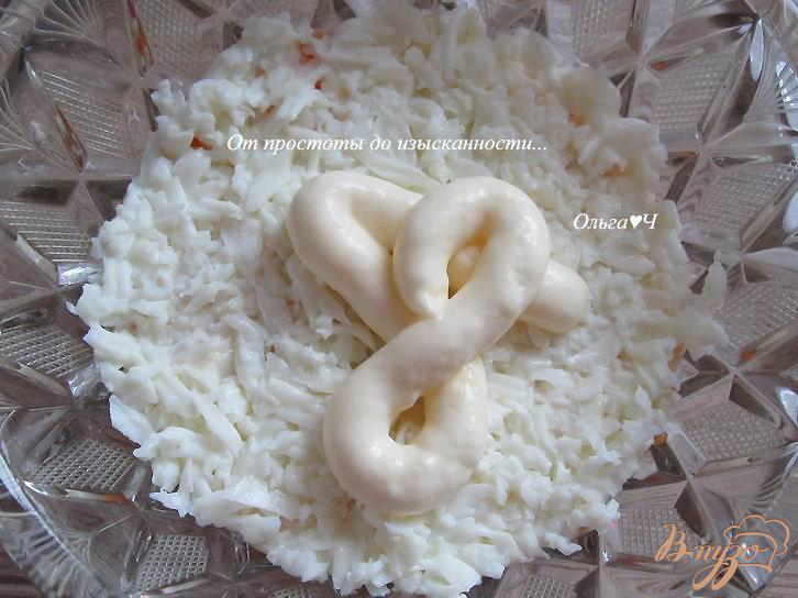Фото приготовление рецепта: Салат «Мимоза» с сыром шаг №4