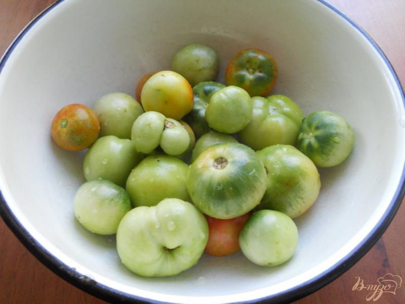 Фото приготовление рецепта: Овощная икра с зелеными помидорами в мультиварке шаг №1