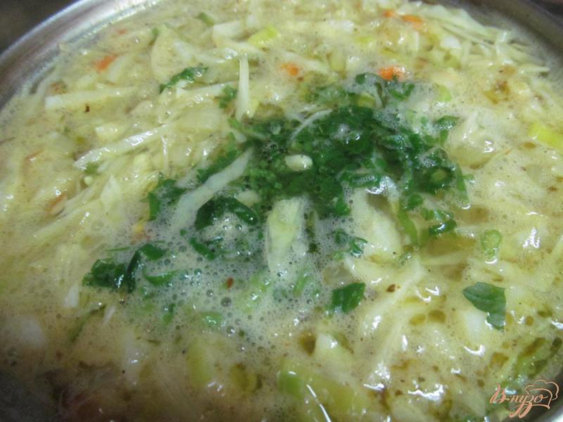 Фото приготовление рецепта: Суп с капустой шаг №8