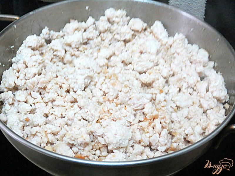 Фото приготовление рецепта: Канеллони с куриной грудкой и овощами шаг №10