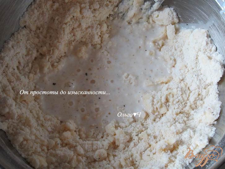 Фото приготовление рецепта: Сырное печенье с перцем шаг №3
