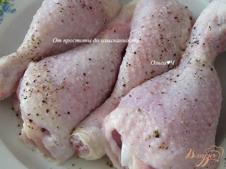 Фото приготовление рецепта: Куриные голени в имбирном соусе шаг №2