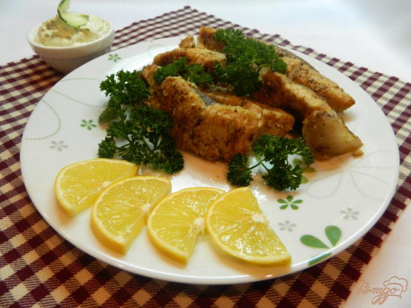 Фото приготовление рецепта: Жареная рыба с огуречным соусом шаг №6
