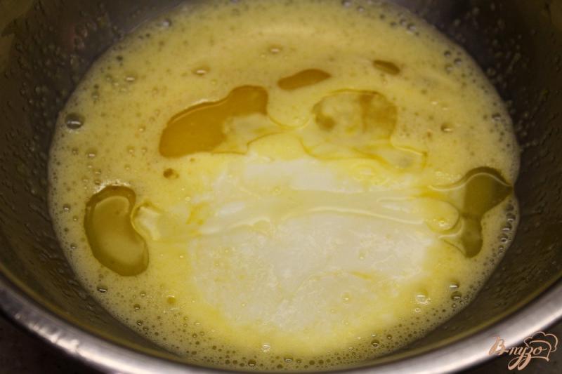 Фото приготовление рецепта: Пирог с орехами, мятой и лимоном шаг №2