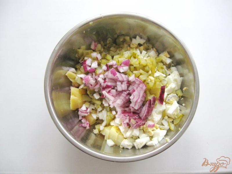Фото приготовление рецепта: Салат с курицей и яблоком шаг №4