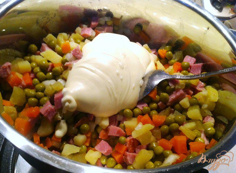 Фото приготовление рецепта: Овощной салат с ветчиной шаг №10