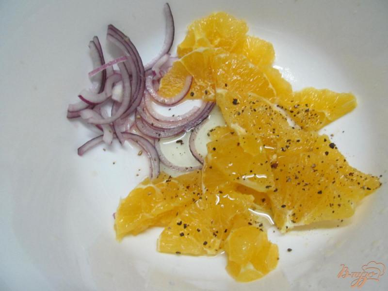 Фото приготовление рецепта: Салат из апельсинов по-сицилийски шаг №2