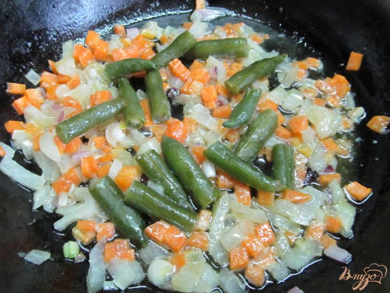 Фото приготовление рецепта: Перловка с овощами шаг №3