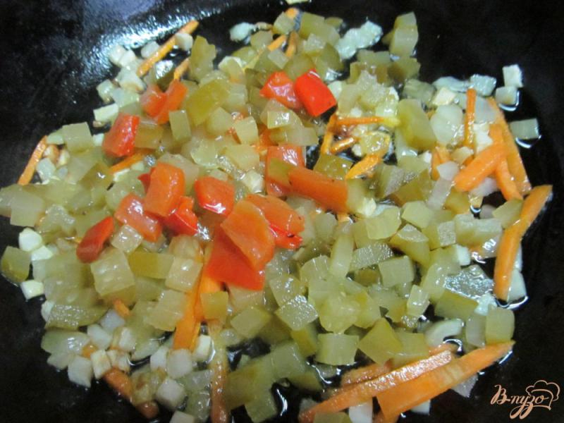 Фото приготовление рецепта: Суп с рисом огурцами и тыквенным пюре шаг №4