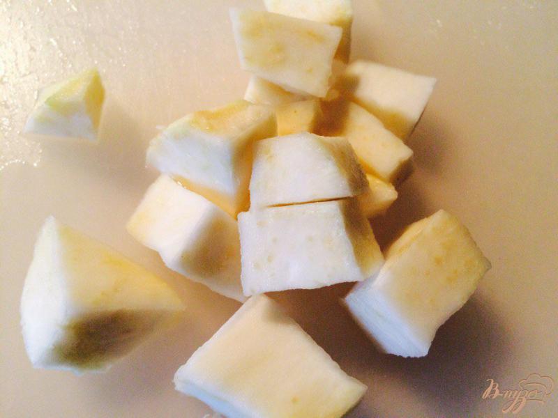 Фото приготовление рецепта: Крем - суп из тыквы и сельдерея  для деток шаг №1