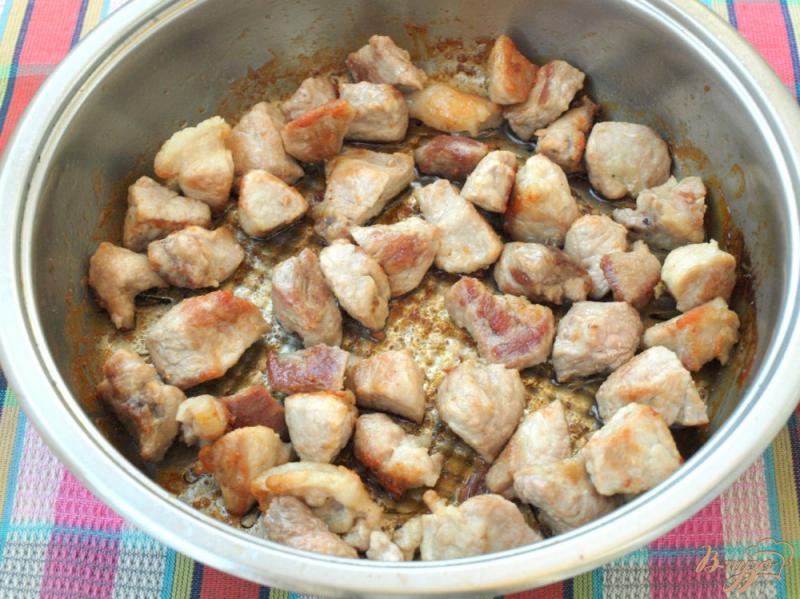 Фото приготовление рецепта: Свинина с картошкой в горшочках шаг №1