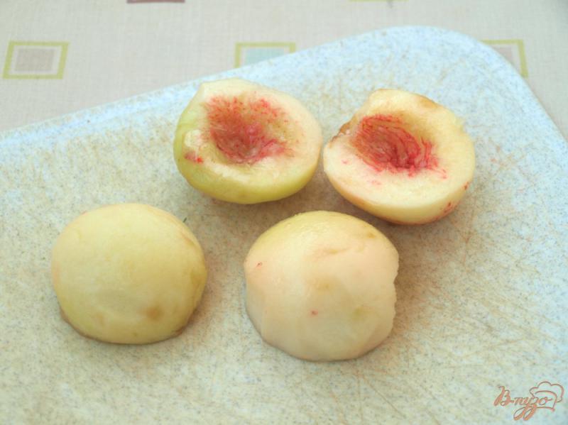 Фото приготовление рецепта: Сальса из овощей с персиками шаг №1