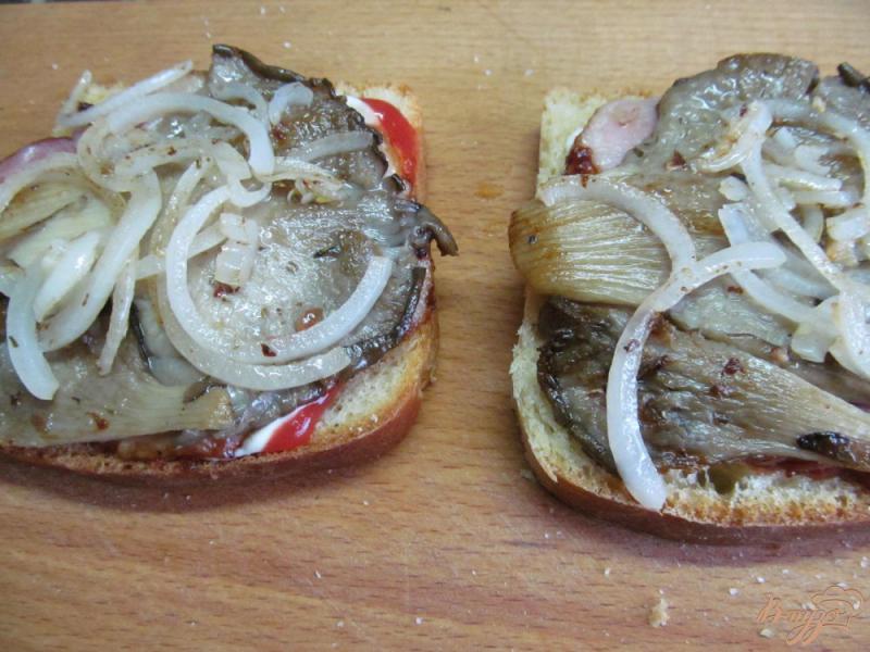 Фото приготовление рецепта: Бутерброд с вешенками шаг №9