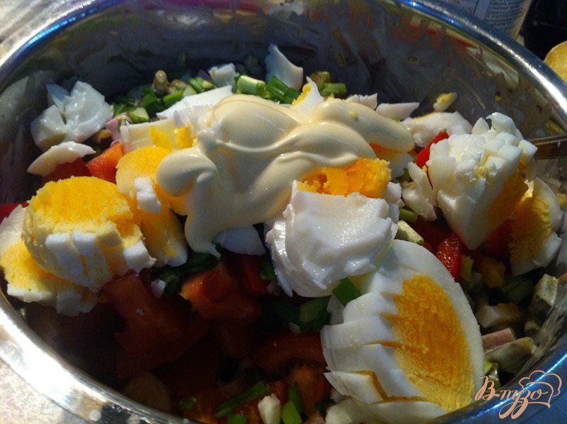 Фото приготовление рецепта: Салат овощной с ветчиной «Зелёный» шаг №12