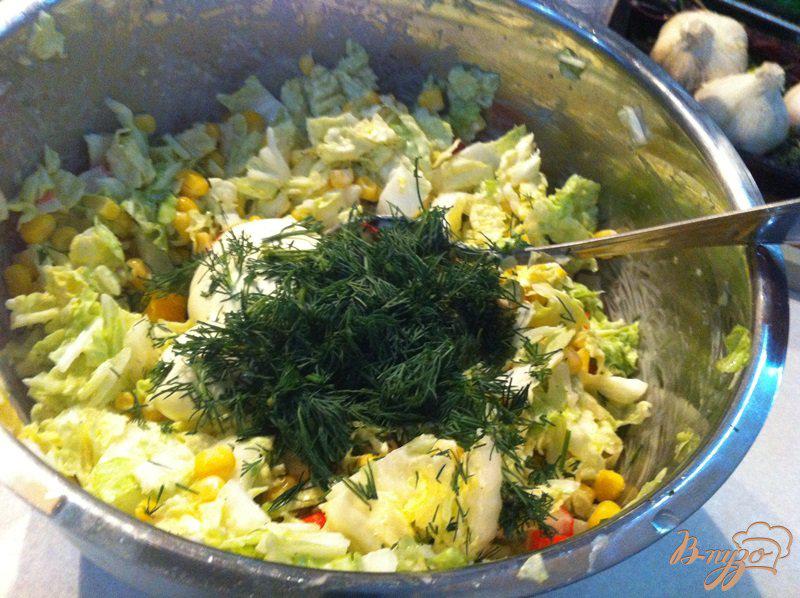 Фото приготовление рецепта: Салат из пекинской капусты шаг №8