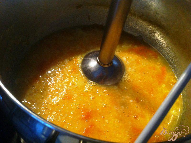 Фото приготовление рецепта: Суп-пюре из индейки с овощами шаг №5