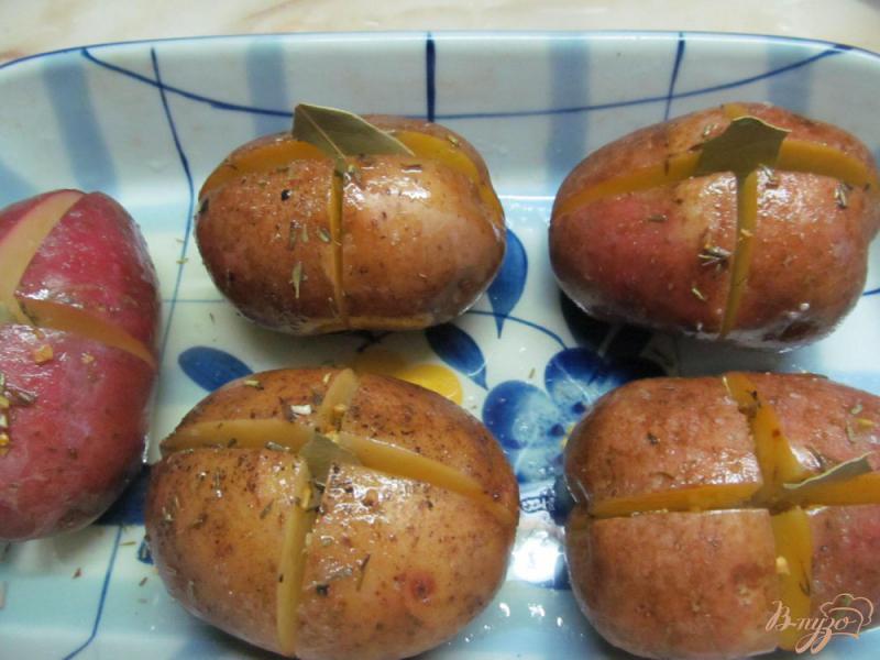 Фото приготовление рецепта: Картофель с чесноком шаг №3