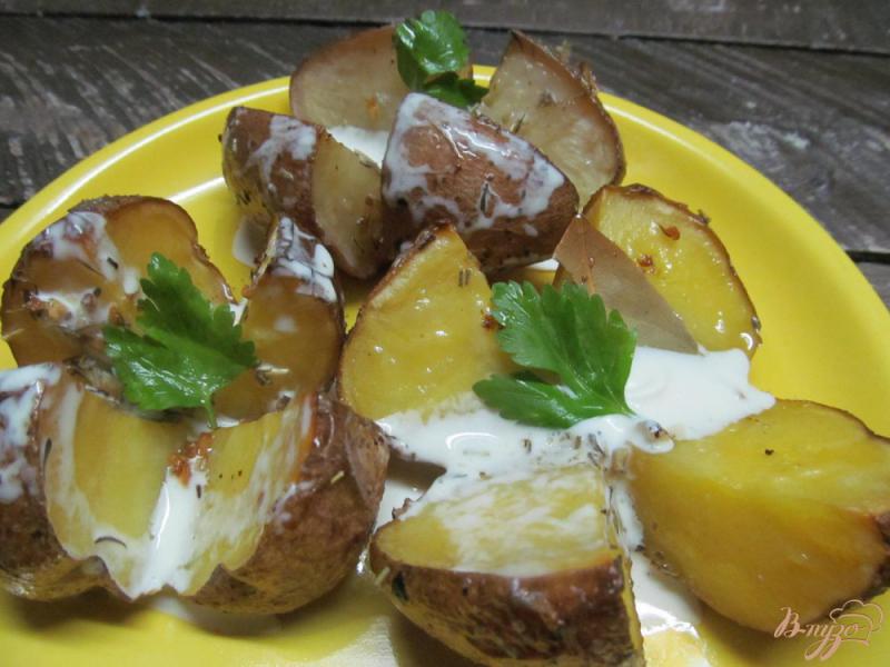 Фото приготовление рецепта: Картофель с чесноком шаг №5