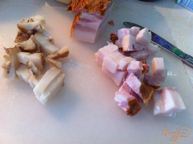 Фото приготовление рецепта: Картофельная бабка в горшочках шаг №4