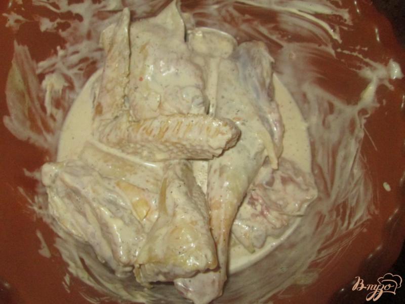 Фото приготовление рецепта: Курица в горчичном маринаде с картофелем шаг №2