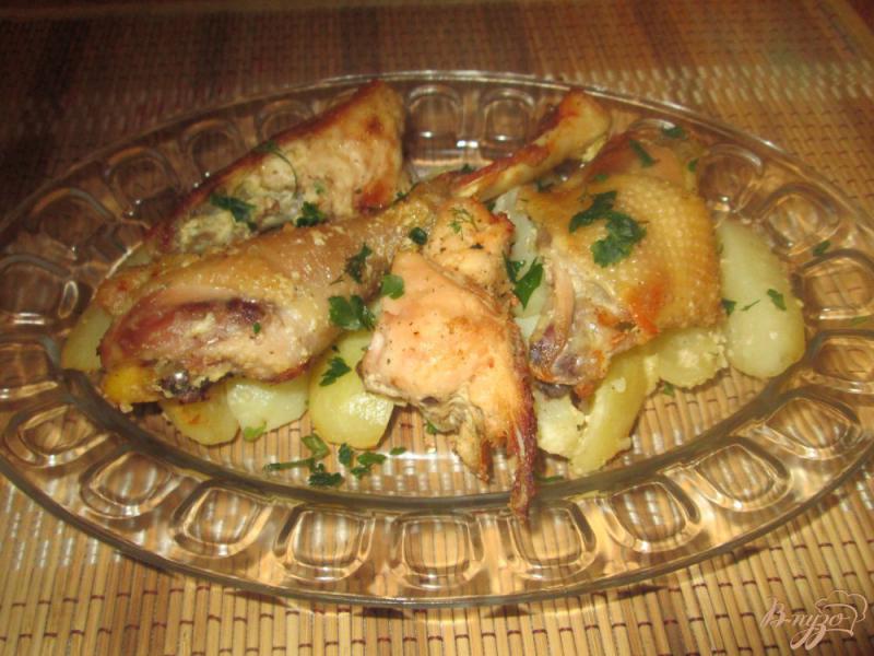 Фото приготовление рецепта: Курица в горчичном маринаде с картофелем шаг №4