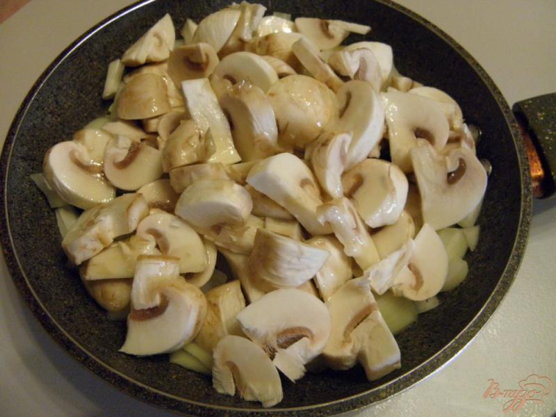 Фото приготовление рецепта: Тыква с картофелем и грибами шаг №2