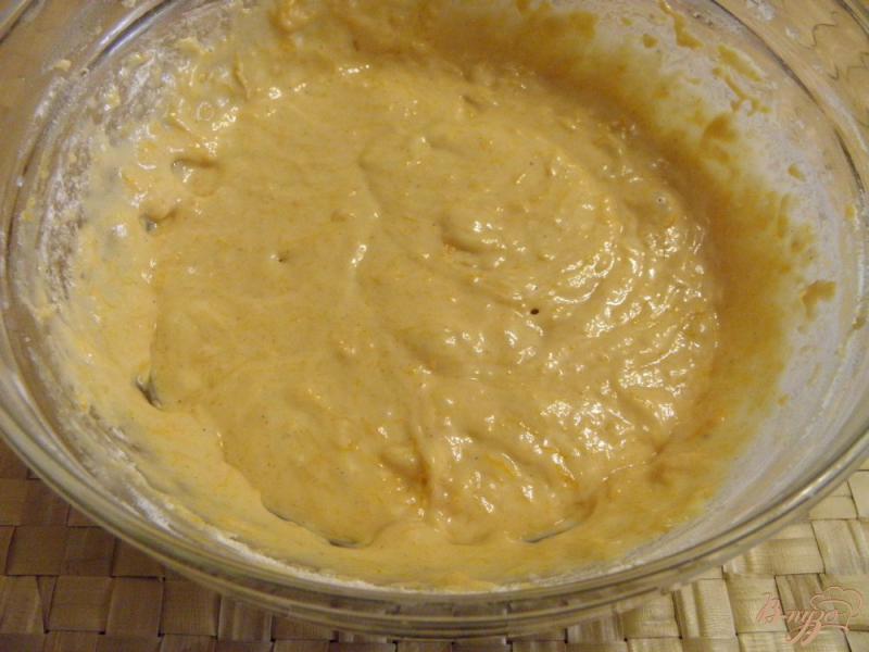 Фото приготовление рецепта: Пирог из тыквы с имбирем и корицей шаг №6