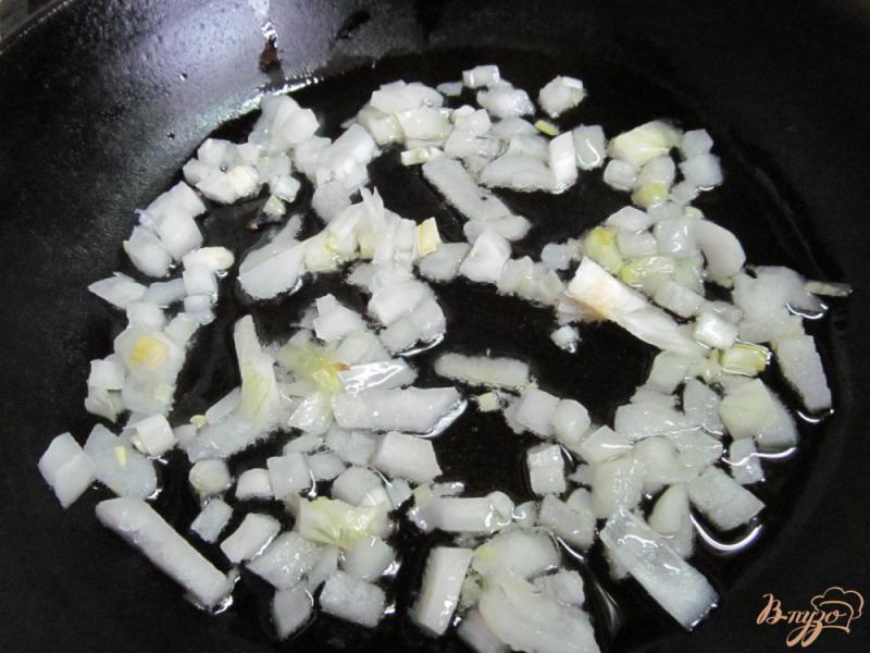 Фото приготовление рецепта: Вареная говядина запеченная под сметанным соусом шаг №1