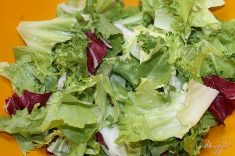 Фото приготовление рецепта: Овощной салат с жаренным беконом и горчичным соусом шаг №1