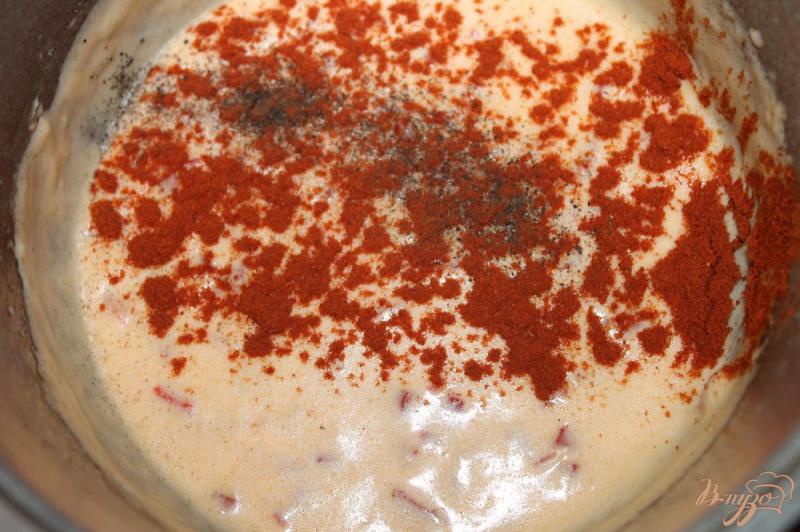 Фото приготовление рецепта: Сливочный соус из болгарского перца шаг №4