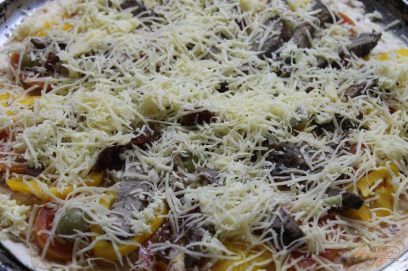 Фото приготовление рецепта: Пицца с телятиной шаг №7