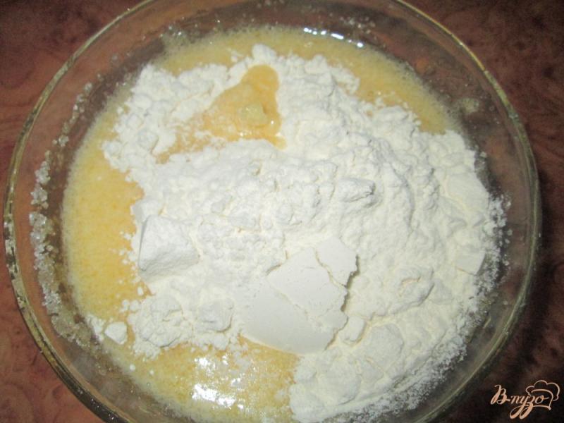 Фото приготовление рецепта: Песочный торт с заварным кремом шаг №3