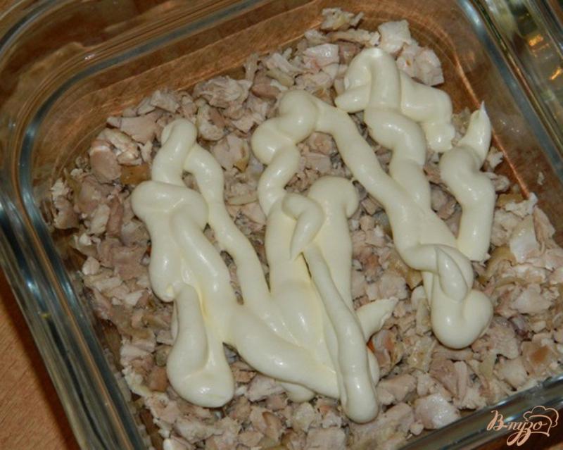 Фото приготовление рецепта: Салат из курицы с виноградом шаг №1