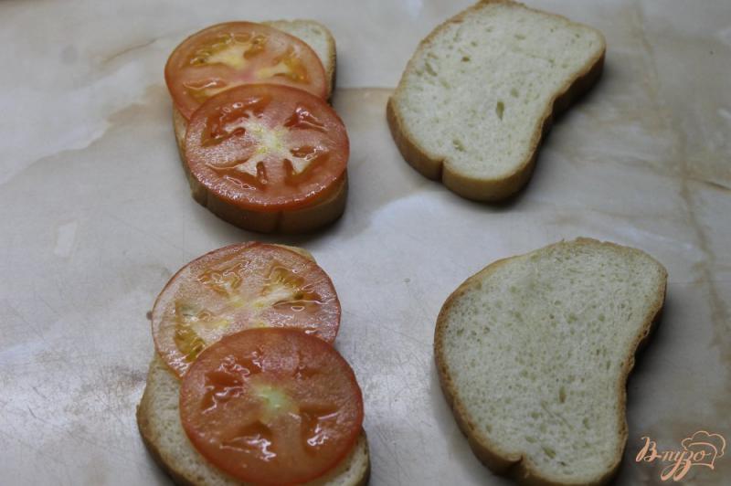 Фото приготовление рецепта: Гренки с тостерным сыром и помидорами шаг №1