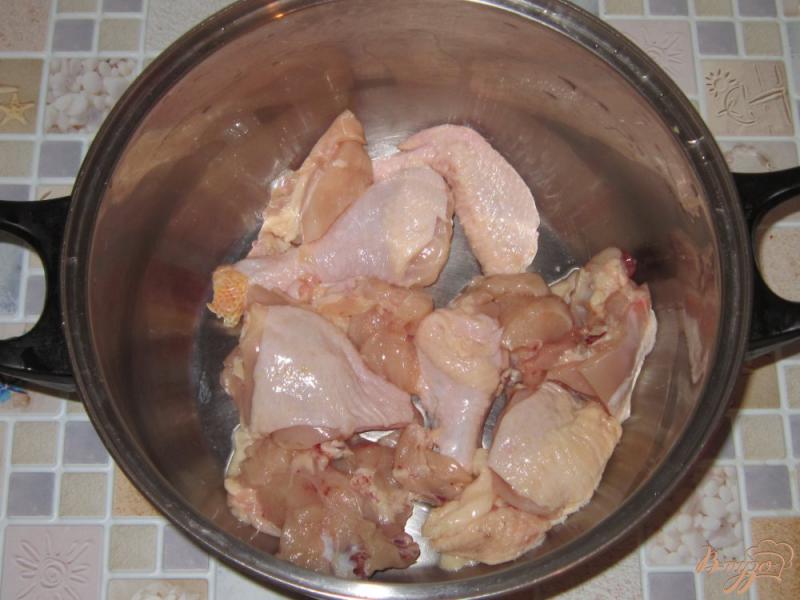 Фото приготовление рецепта: Куриный суп с вешенками шаг №1