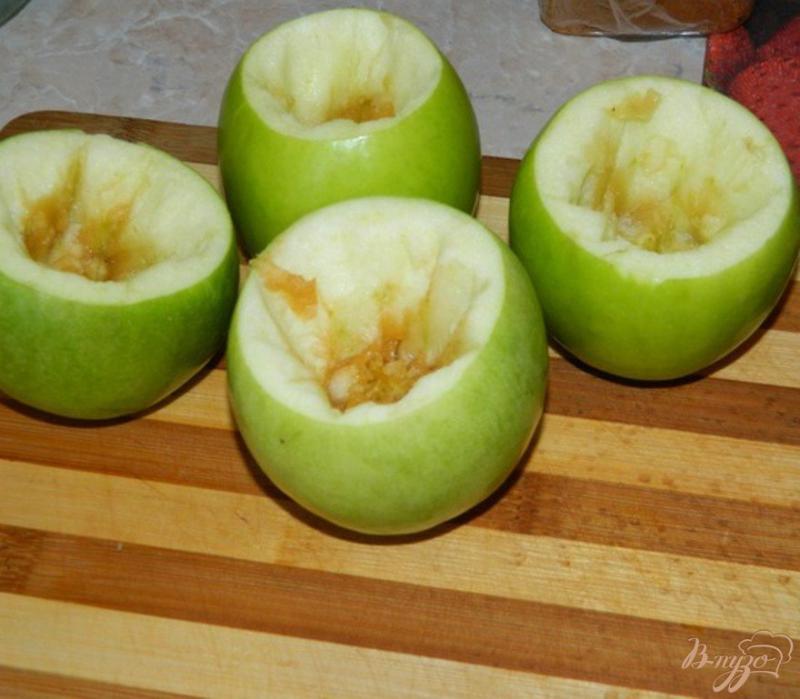 Фото приготовление рецепта: Яблоки по-венски в мультиварке шаг №1