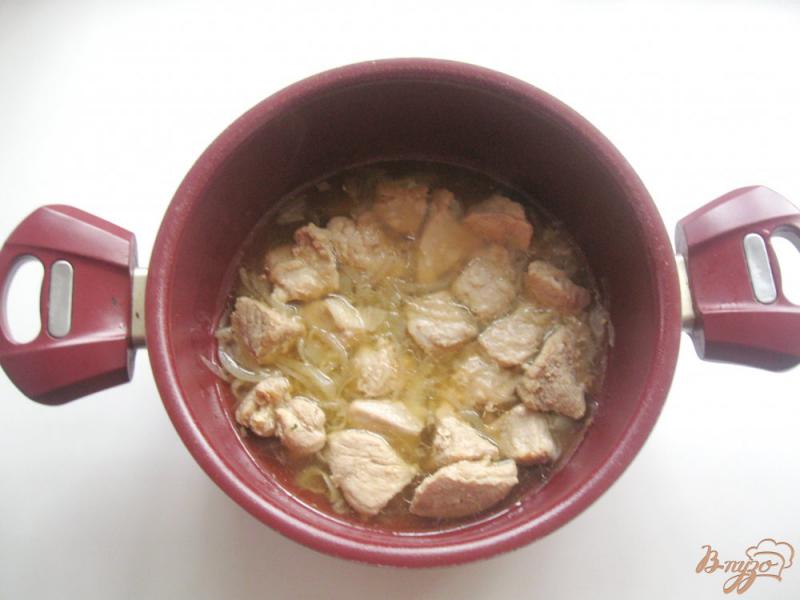 Фото приготовление рецепта: Жаркое из свинины с грибами и тыквой шаг №1