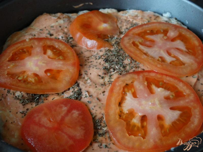 Фото приготовление рецепта: Пицца с морепродуктами шаг №4