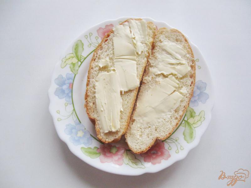 Фото приготовление рецепта: Горячие бутерброды «Лодочки» шаг №1