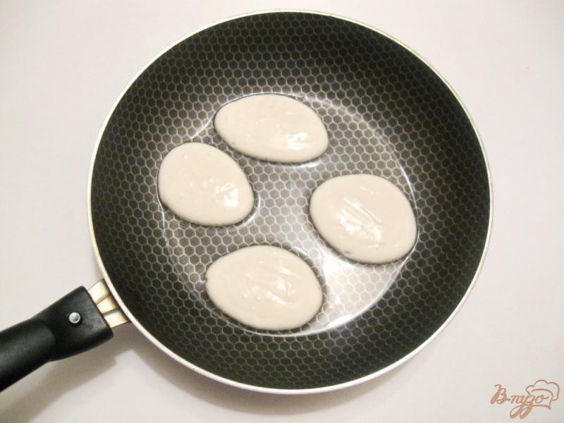 Фото приготовление рецепта: Оладьи ванильные без яиц шаг №5