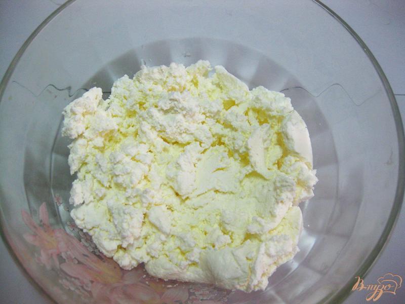 Фото приготовление рецепта: Печенье из творога без яиц «Утиные лапки» шаг №1
