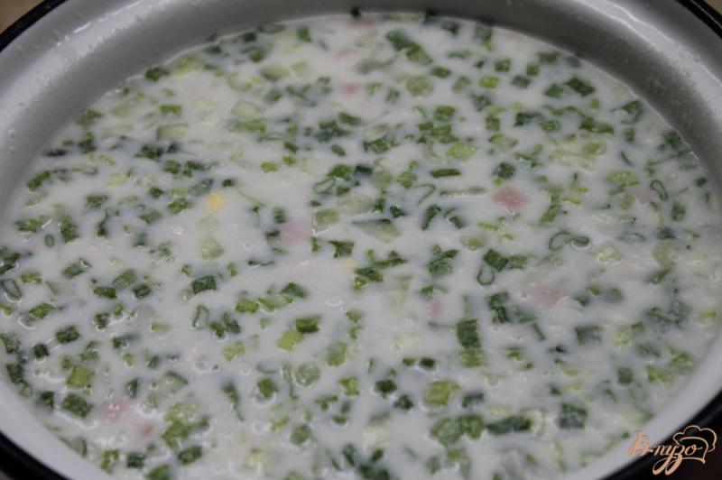 Фото приготовление рецепта: Холодный суп « Окрошка» с вареной колбасой шаг №7