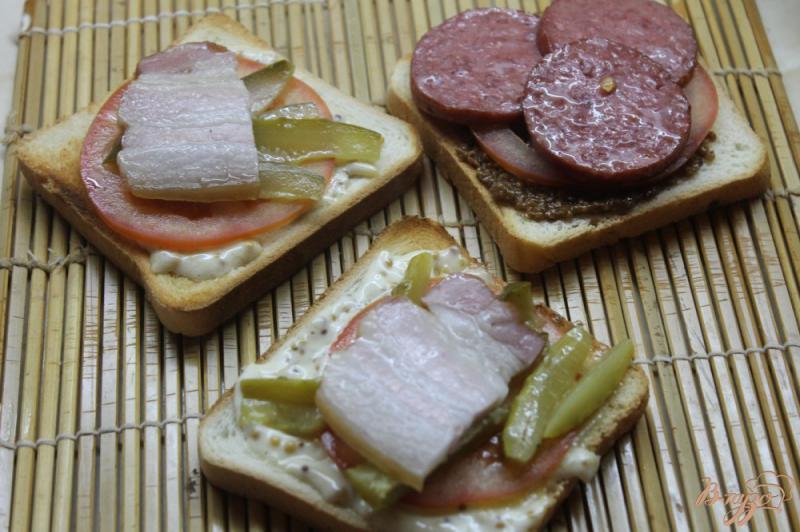 Фото приготовление рецепта: Клубный сендвич шаг №4