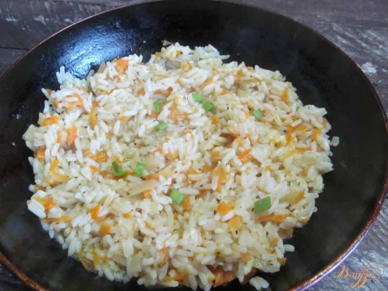 Фото приготовление рецепта: Рис с имбирем и морковью шаг №6