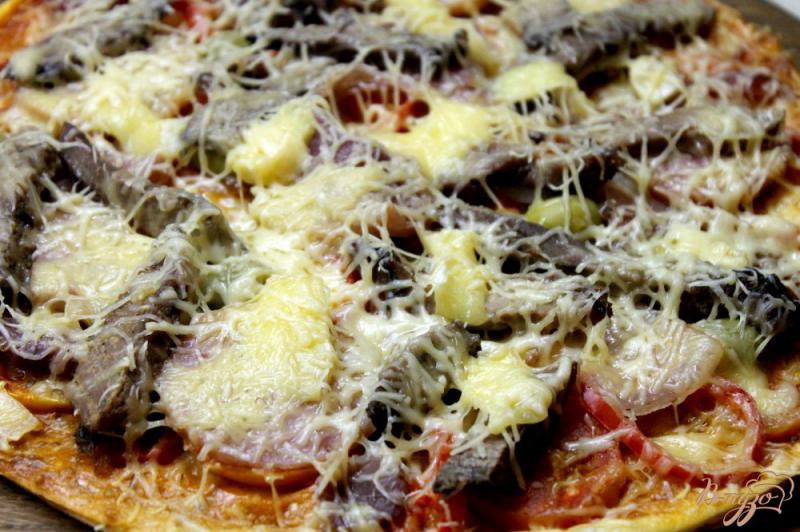 Фото приготовление рецепта: Пицца « Мясное ассорти» шаг №8