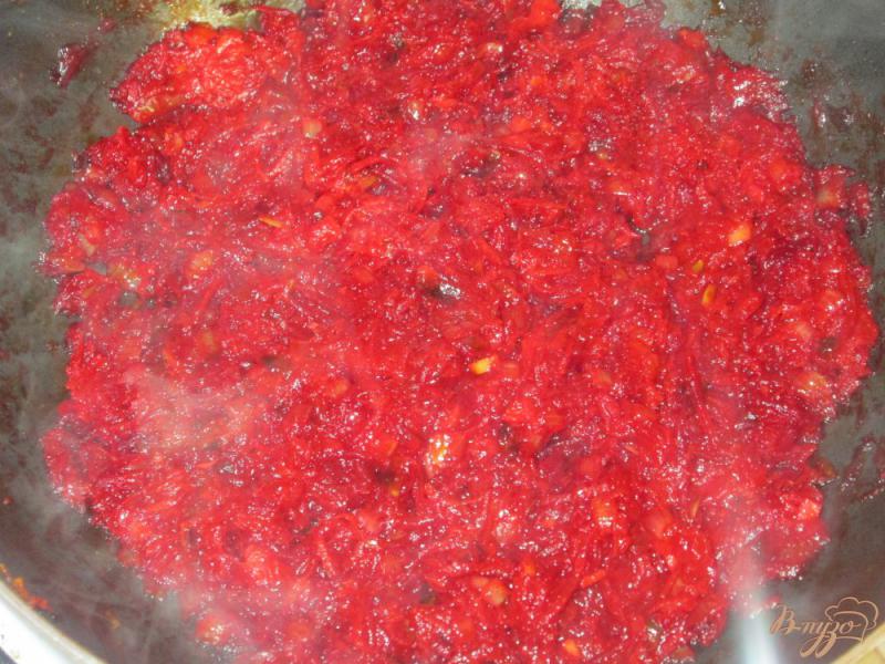 Фото приготовление рецепта: Красный борщ с фасолью шаг №7