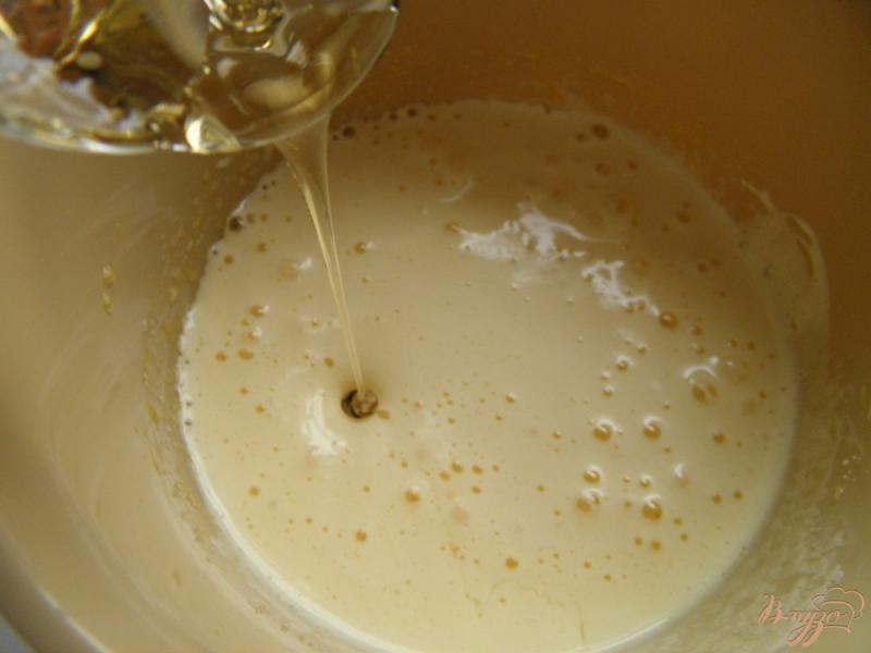 Фото приготовление рецепта: Тортик «Медовик» со сметанным кремом шаг №3