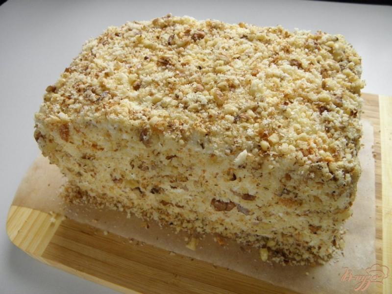 Фото приготовление рецепта: Тортик «Медовик» со сметанным кремом шаг №11