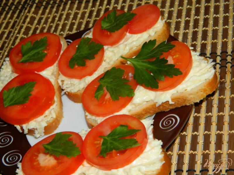 Фото приготовление рецепта: Сырные бутерброды шаг №5
